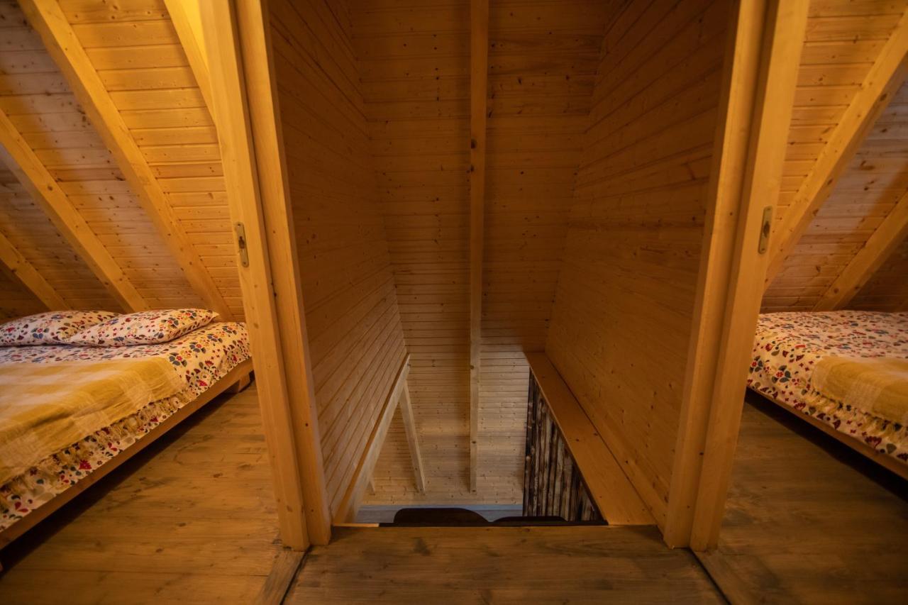 Catunul Din Podei A-Frame Dragoslavele 外观 照片