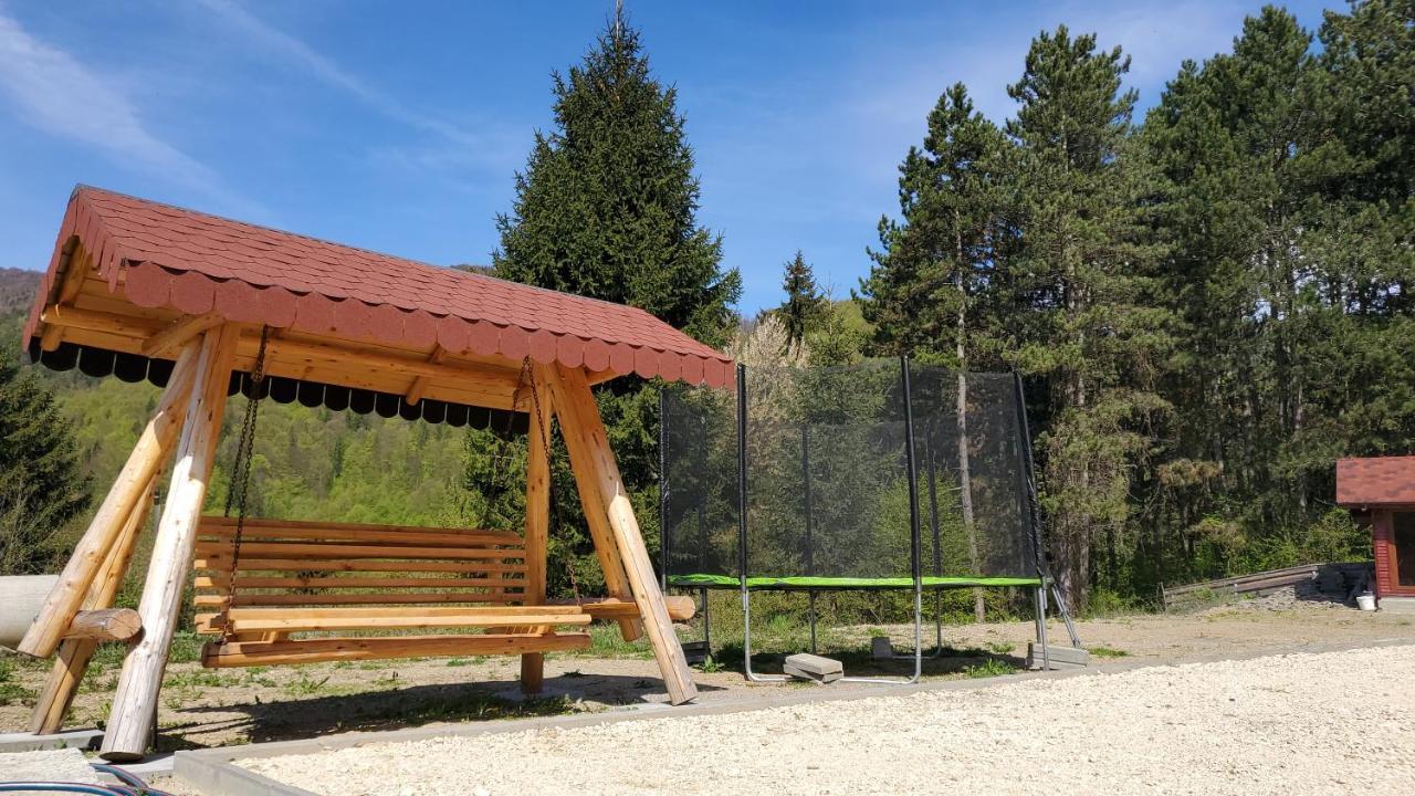 Catunul Din Podei A-Frame Dragoslavele 外观 照片